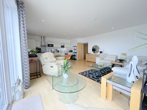 The Colne- click for photo gallery